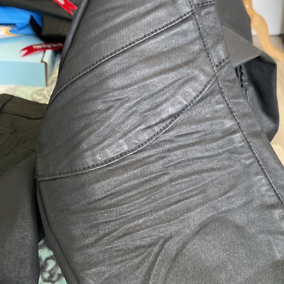 Low rise black jeans rocker style - Picture 8 of 9